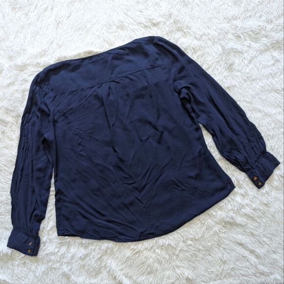 Cupio Navy Blue Long Sleeve V Neck Top with Coral Pink Trim - Picture 4 of 8